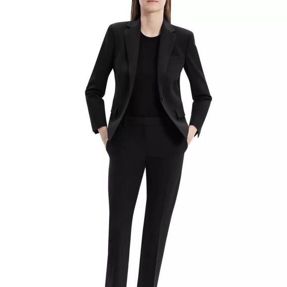 $435 Unworn Theory Wool Blend One-Button Blazer in Black - Picture 2 of 9